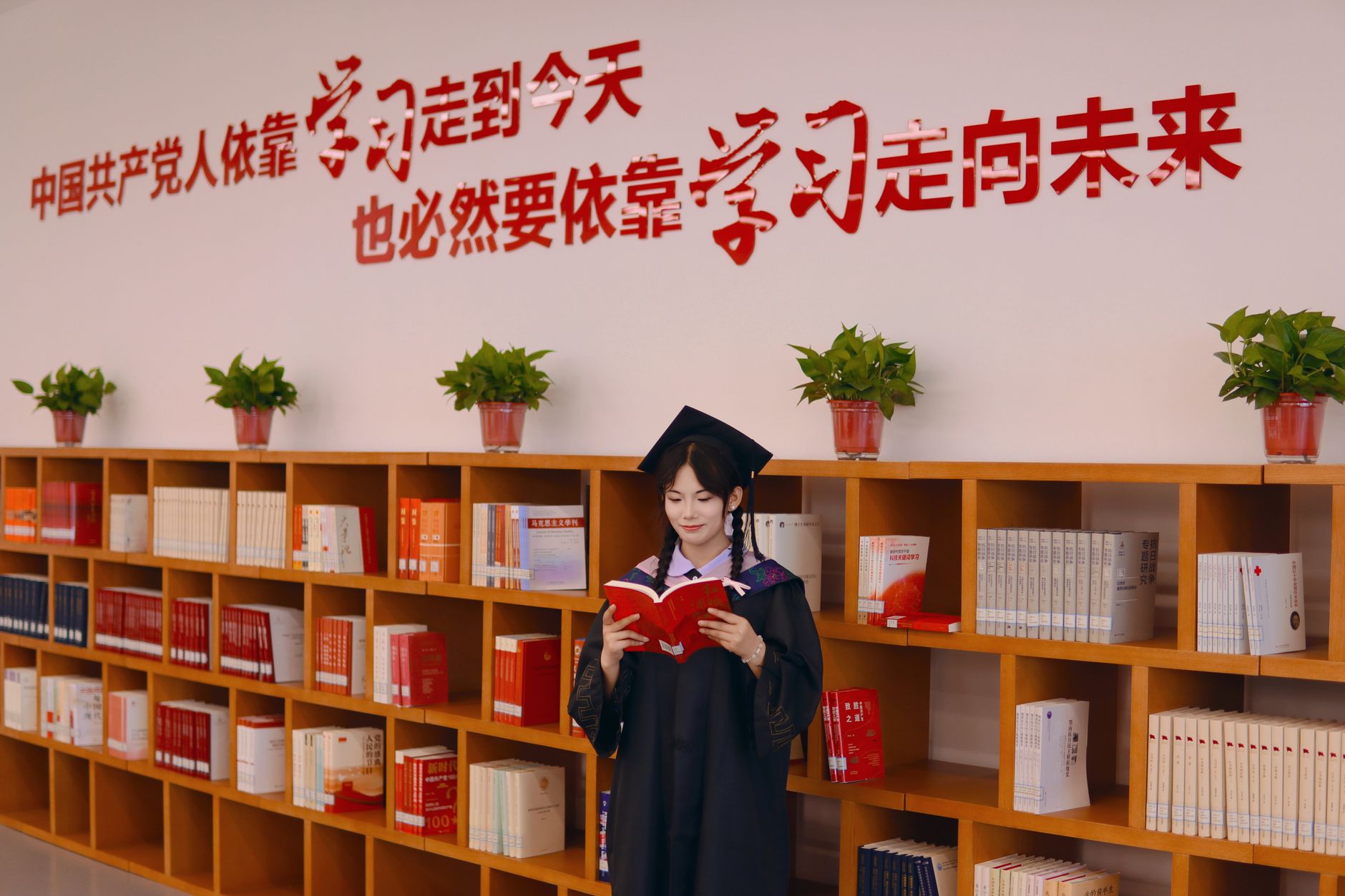 留学申请资料核验场景
