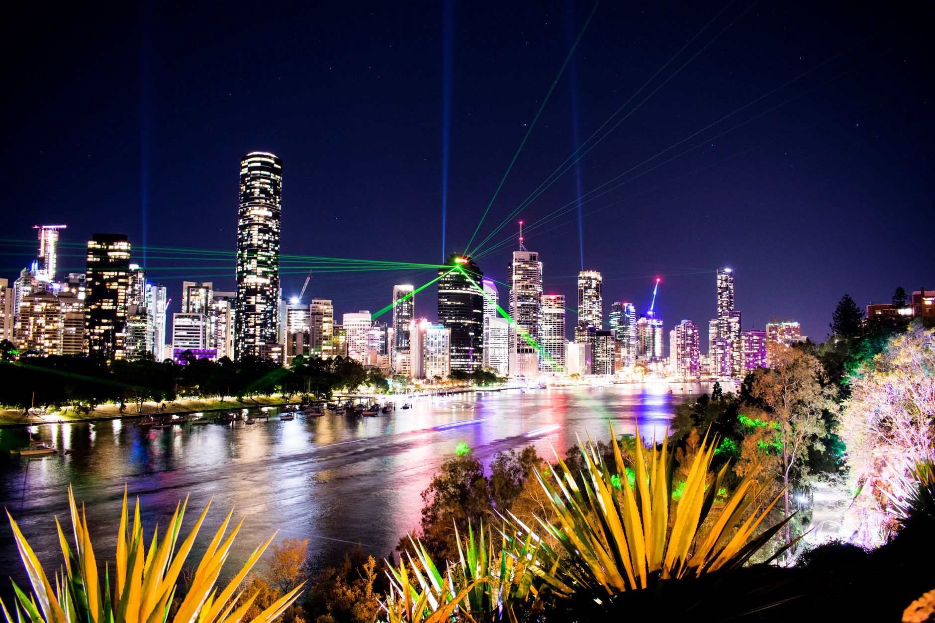 Guía de la Queensland University of Technology (QUT) 2026: Admisión, Honorarios y Rankings para Estudiantes Internacionales