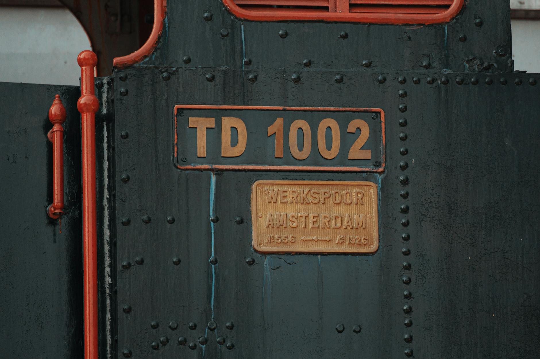 10094