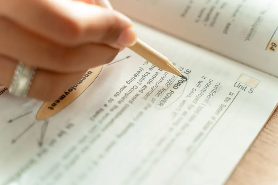 Reddit r/IELTS: 5月14日考试成绩分享与雅思备考攻略