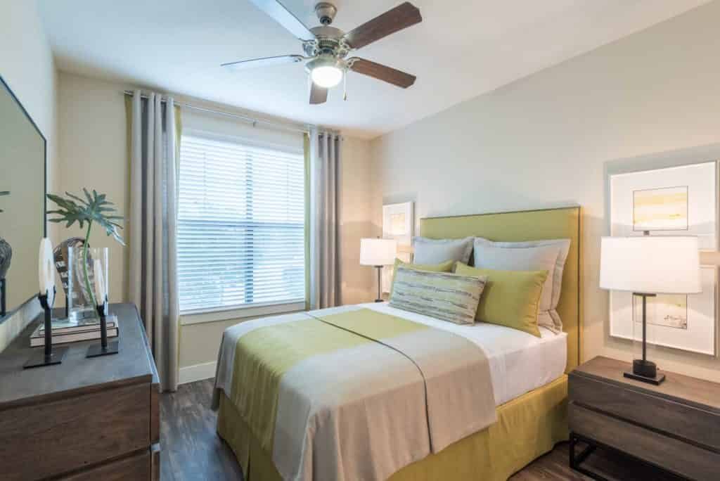 The Beacon At Buffalo Pointe — student accommodation in Houston, United States