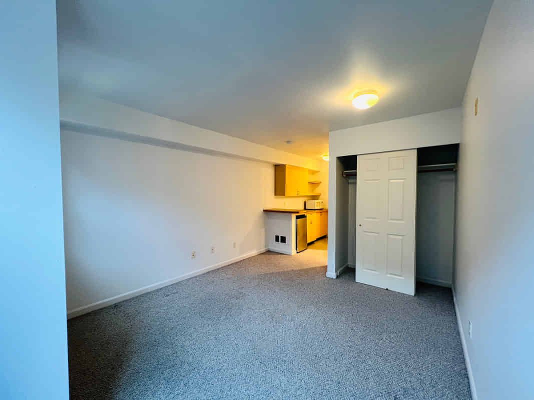 Sunrise Cascade — student accommodation in Seattle, United States