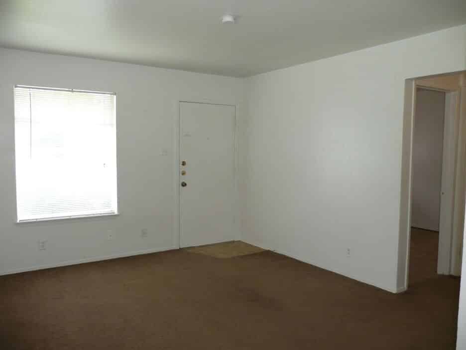Covina Plaza — student accommodation in San Antonio, United States