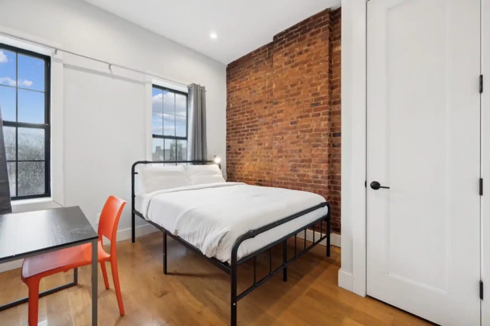The Ridgewood Home — student accommodation in New York City, United States