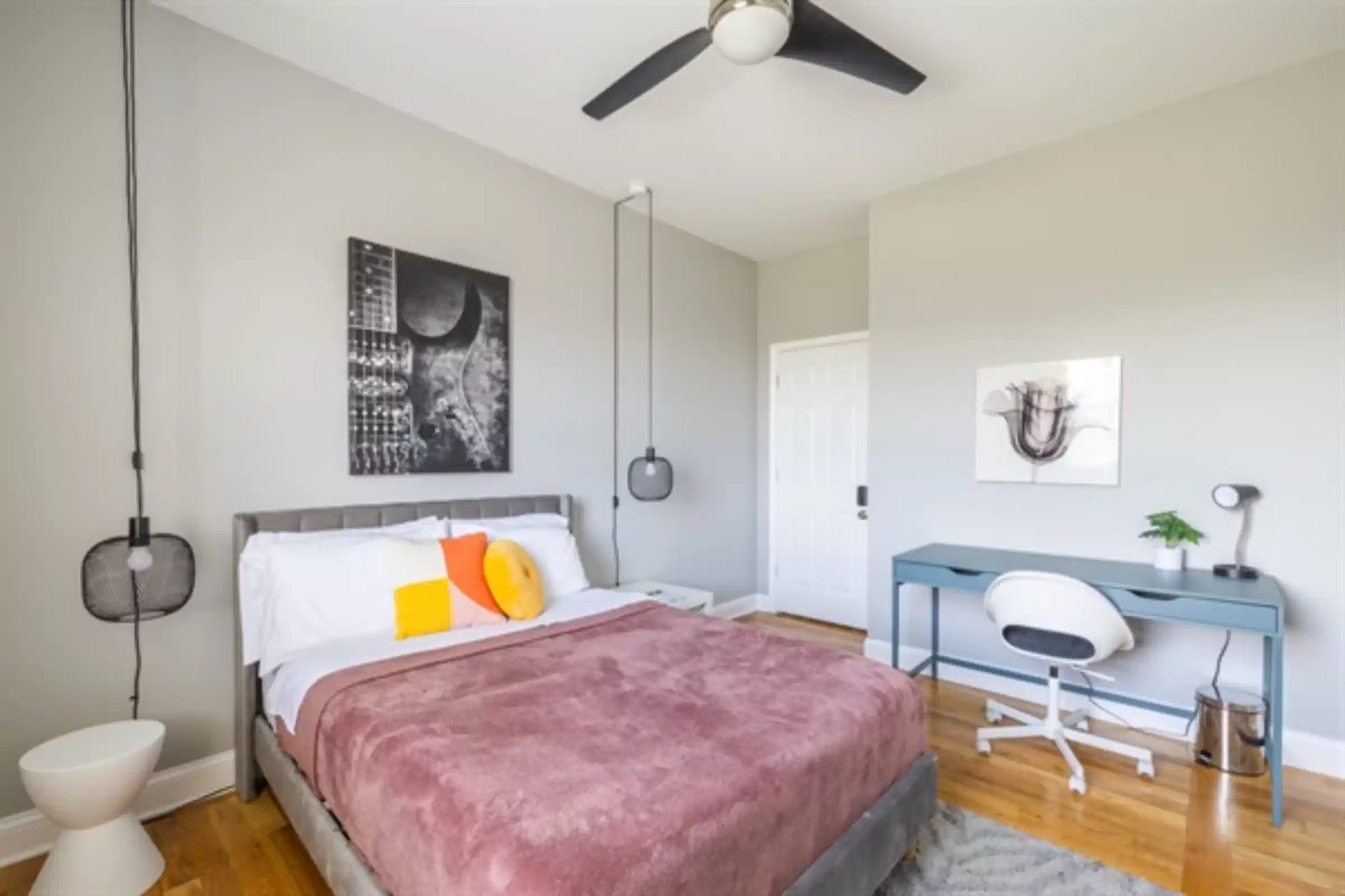 6156 S Kenwood Ave — student accommodation in Chicago, United States