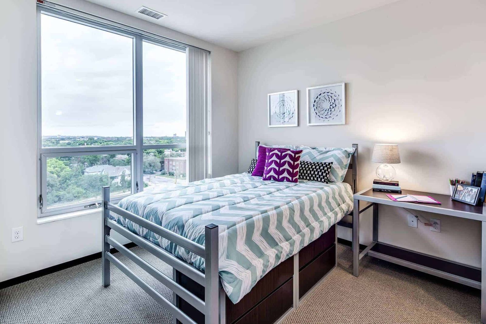The Bridges Dinkytown — student accommodation in Minneapolis, United States