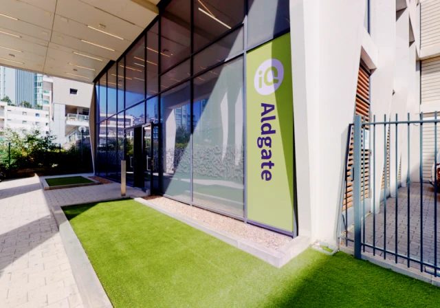 iQ Aldgate — student accommodation in London, United Kingdom