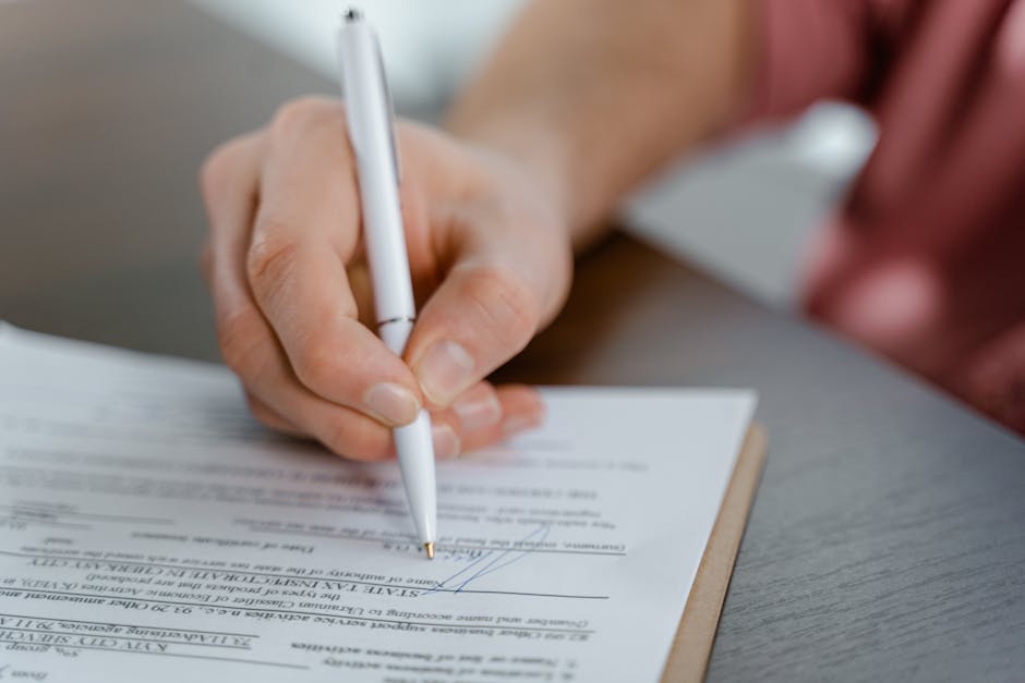 Business contract signing - ASIC compliance and annual review concept