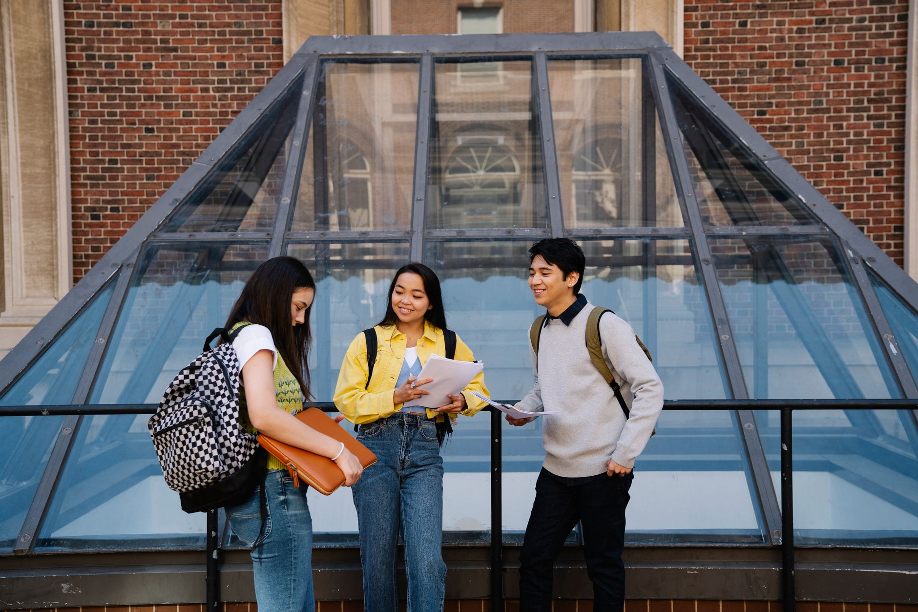 申请人核对澳洲硕士衔接课程资料